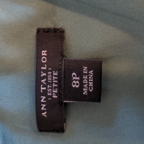 Ann Taylor Petite Women's Size 8P Sleeveless Floral Print Lined Dress - Picture 9 of 14